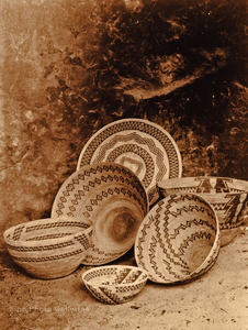 Baskets_In_The_Painted_Cave2C_Yokuts.